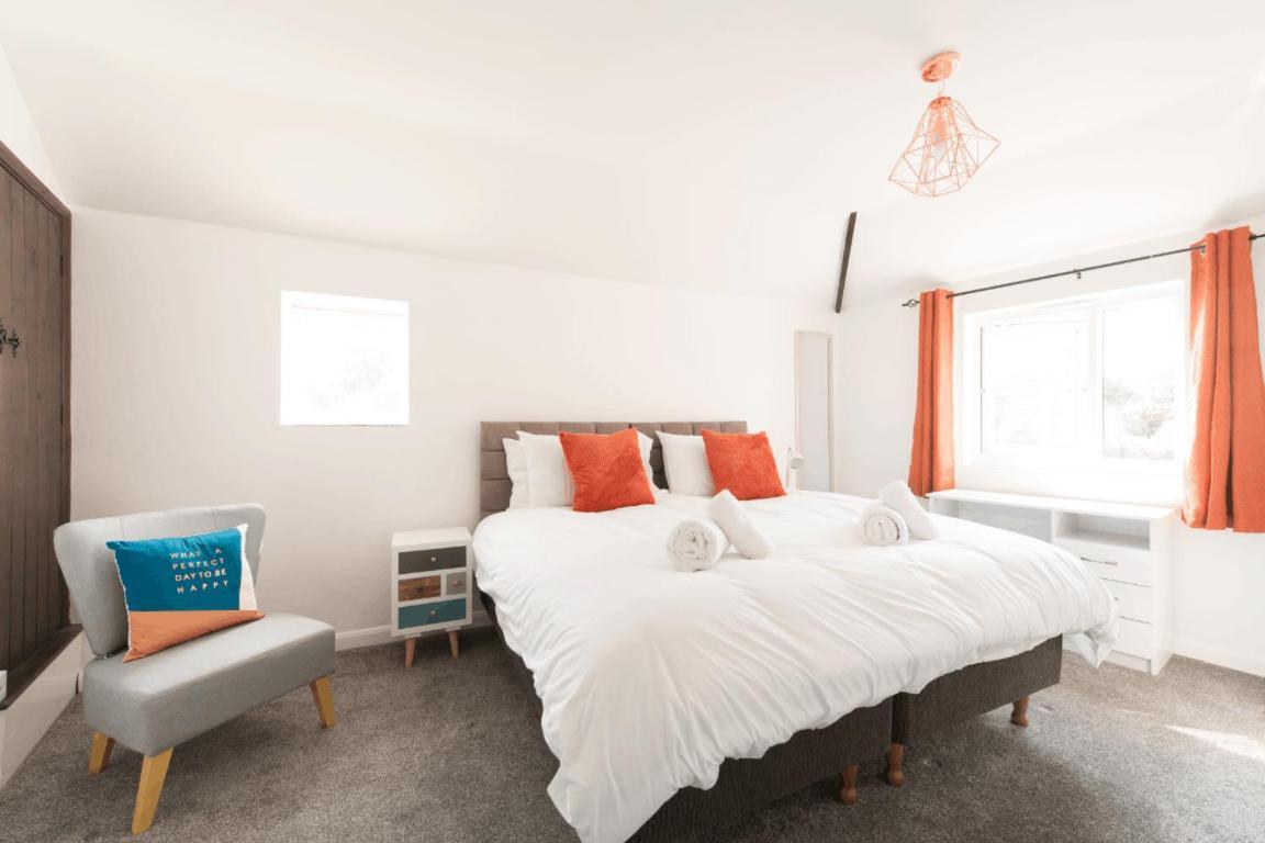 Mill View Villa นอร์ธลีช ภายนอก รูปภาพ